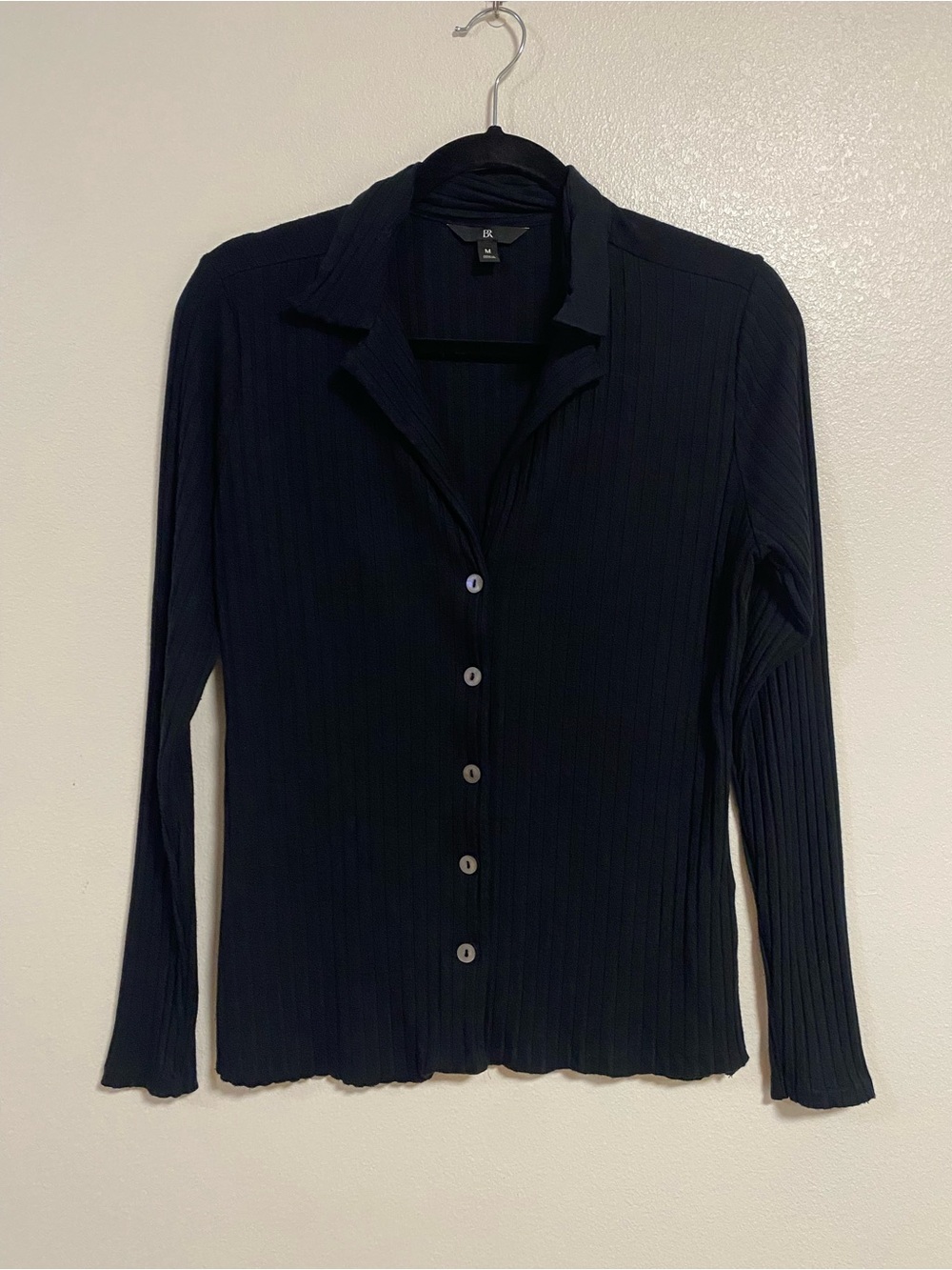 Banana Republic Sweater Women’s Size Medium Ribbed Collared button up Sweater